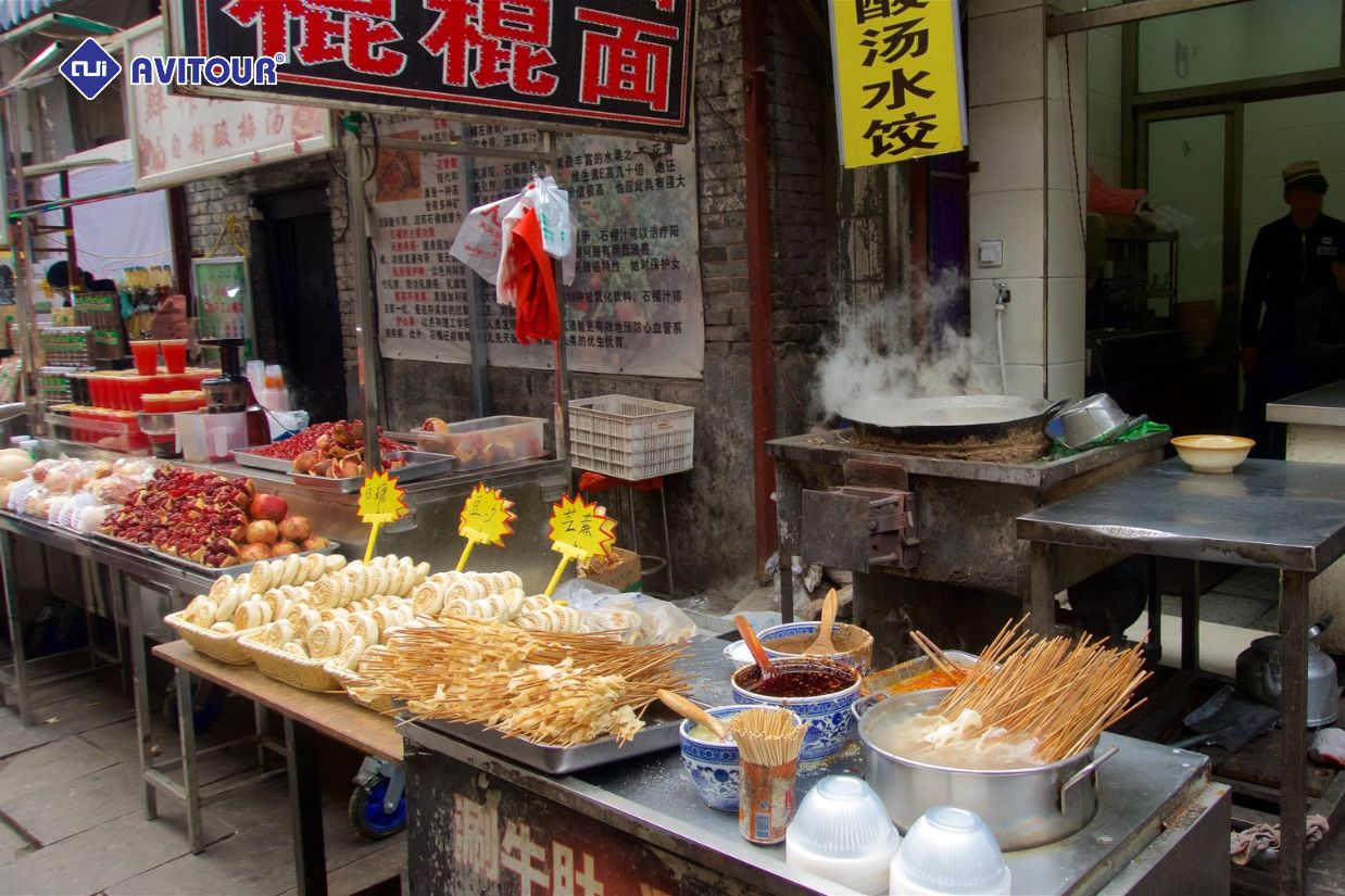 Phố Hồi Dân: Điểm đến đặc sắc cho du khách mê ẩm thực và văn hóa