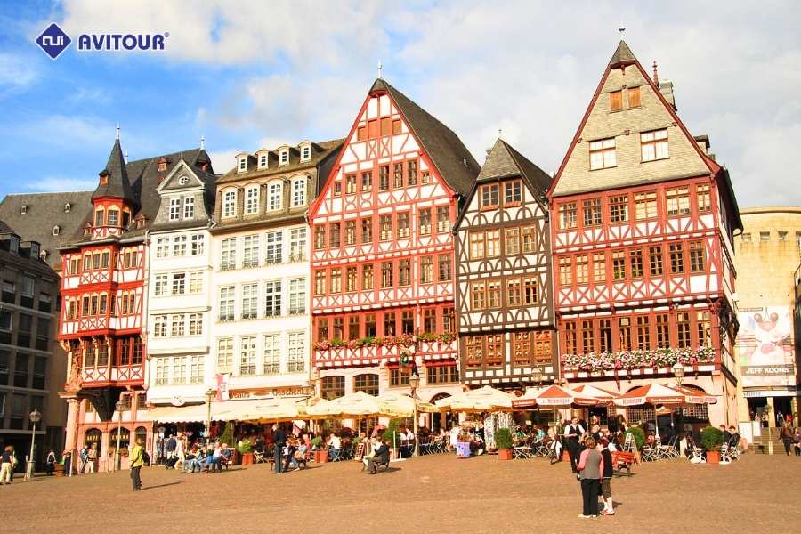 Quảng trường Romerberg - Trái tim cổ kính giữa lòng Frankfurt