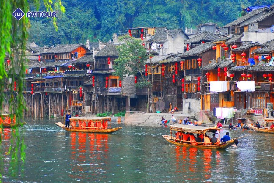 Sông Đà Giang - nét tĩnh lặng giữa lòng Phương Hoàng Cổ Trấn