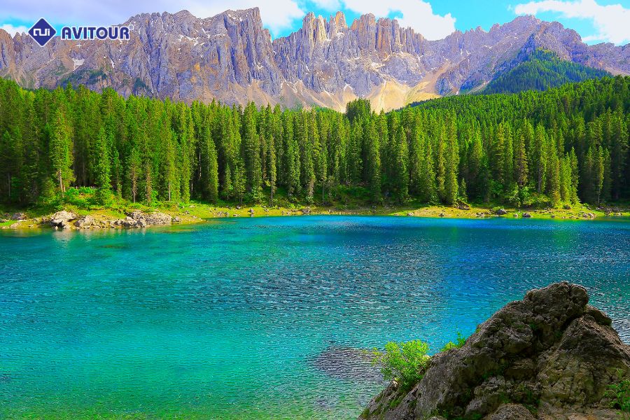 Tân Cương mùa nào đẹp nhất? Bỏ túi ngay bí kíp chọn thời điểm du lịch phù hợp