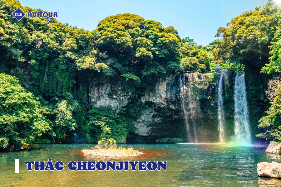 Thác Cheonjiyeon: Thiên Đường Lãng Mạn Trên Đảo Jeju