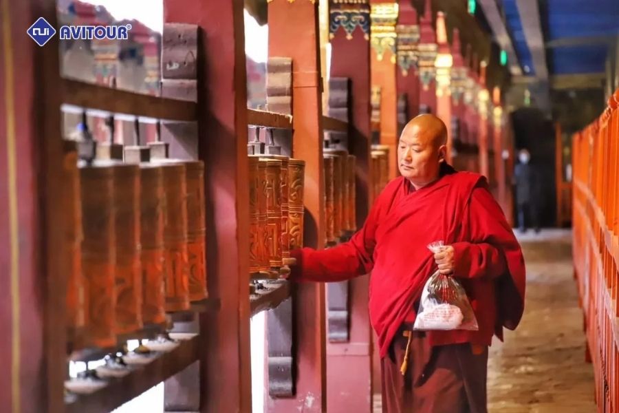 Tham quan chùa Jokhang: Trái tim tâm linh của Tây Tạng