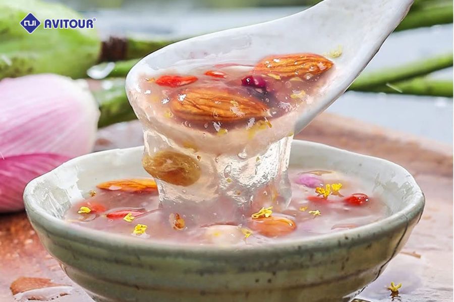 Thưởng ngoạn vẻ đẹp Tây Hồ: Bức tranh thủy mặc lay động lòng người