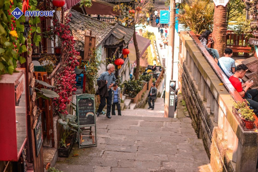 Vẻ đẹp lắng đọng cùng thời gian của Từ Khí Khẩu Cổ Trấn ngàn năm tuổi