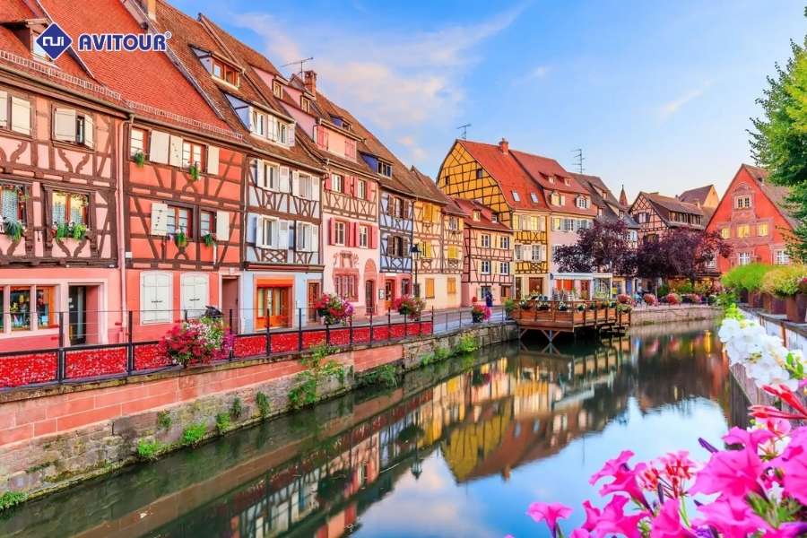 Vẻ đẹp lãng mạn của khu phố La Petite Venice giữa lòng Colmar