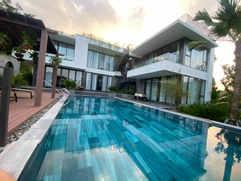 Bể Bơi Gia Đình - Mang đến không gian mới lạ cho ngôi nhà