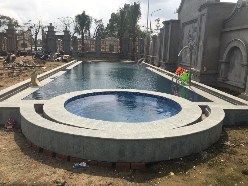 Bể bơi đi vào hoàn thiện