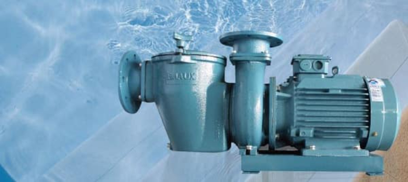 Máy bơm bể bơi giúp lọc nước