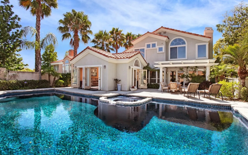 Fansipan - Địa chỉ uy tín để mua thiết bị trang trí bể bơi