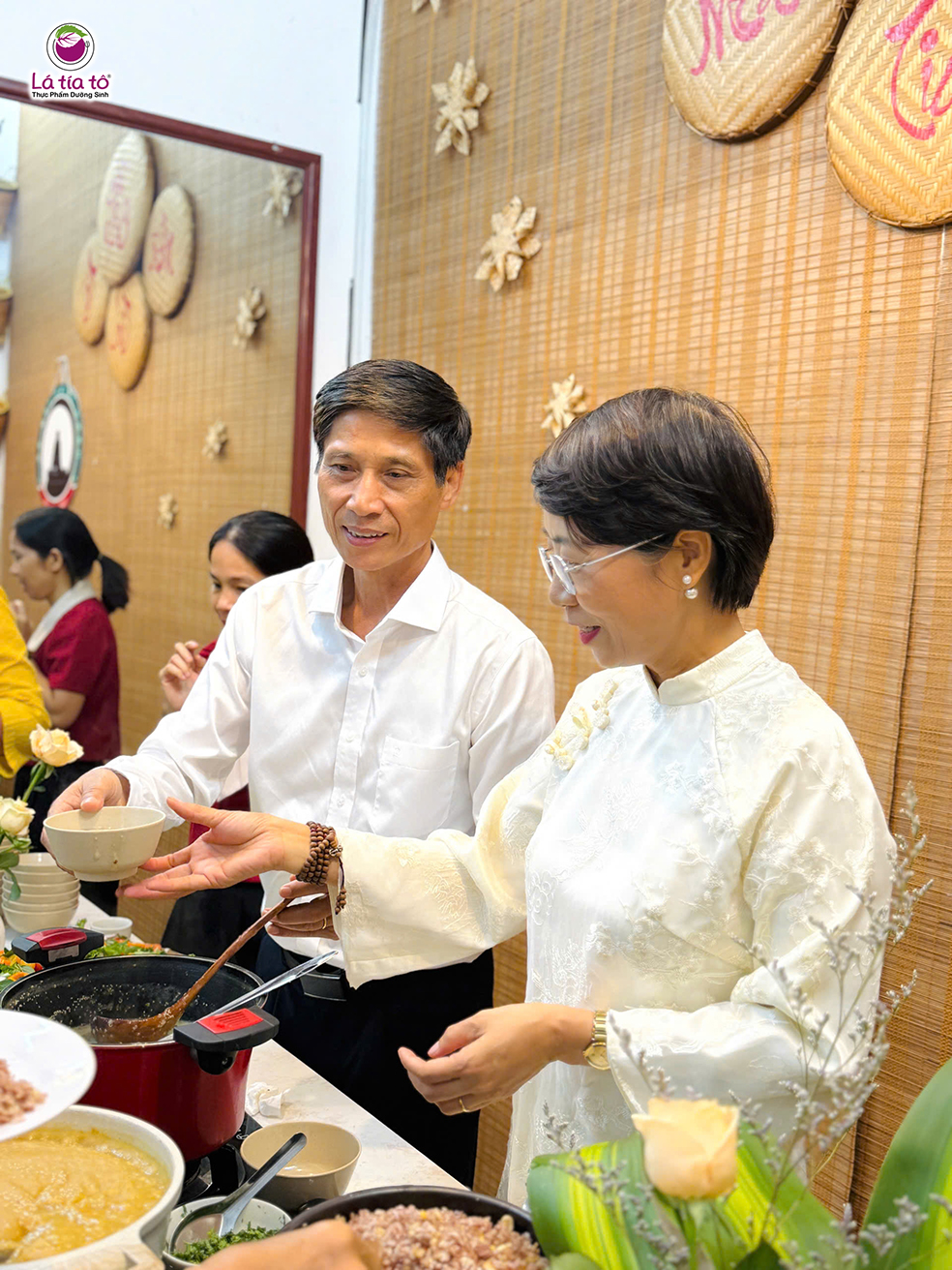 Phụ nữ yêu thương - Tỏa sáng