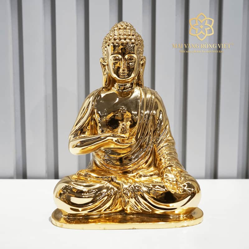 Tượng Phật A Di Đà mạ vàng mang lại bình an, may mắn và trí tuệ cho gia chủ