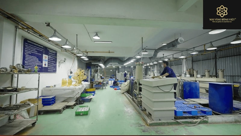 Hệ thống máy móc hiện đại, đảm bảo chất lượng và độ tinh xảo cho từng sản phẩm đúc đồng