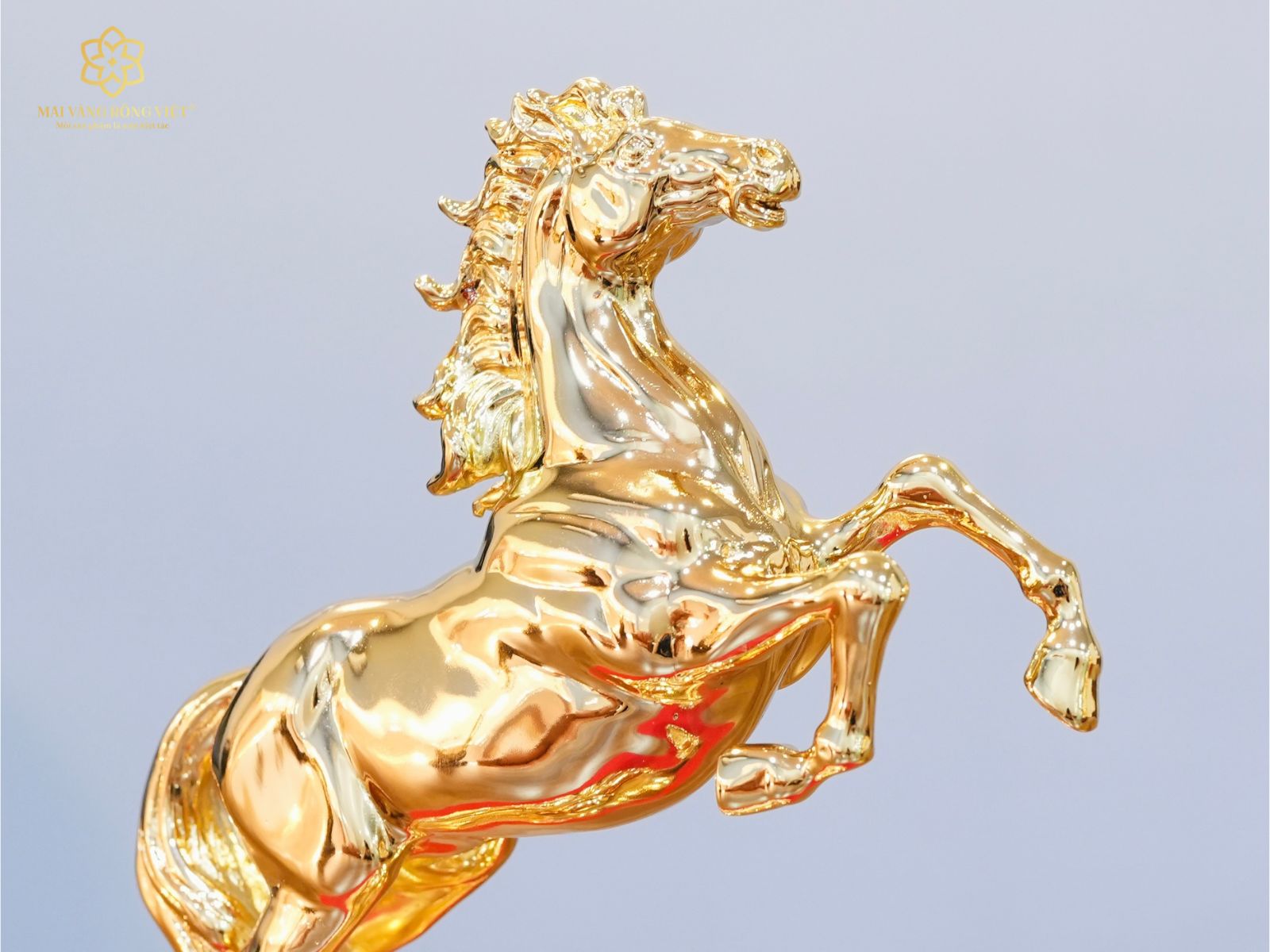 Tượng ngựa Kim Mã Đại Phát bằng đồng mạ gold cao 20cm phần đầu
