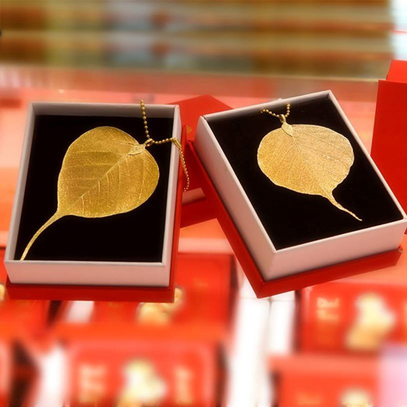 Lá bồ đề dát vàng Doji