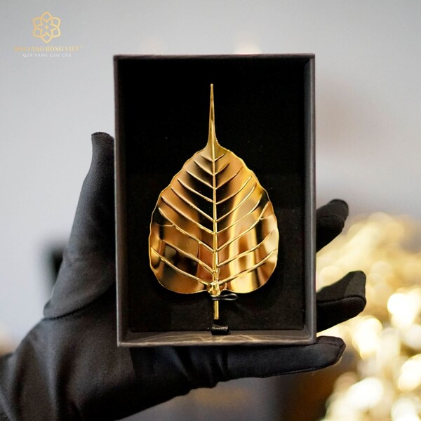 Lá bồ đề mạ vàng