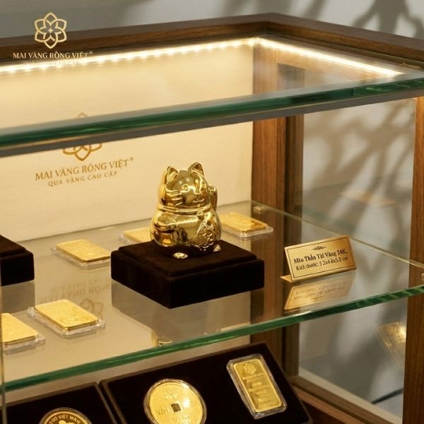 Mèo vàng là biểu tượng chiêu tài và vẫy gọi may mắn