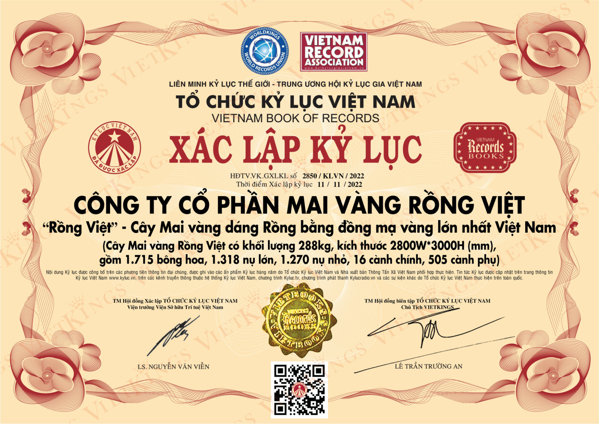 Kỷ lục Việt Nam về Cây Mai Rồng Việt bằng đồng mạ vàng 24k cao 3m lớn nhất Việt Nam