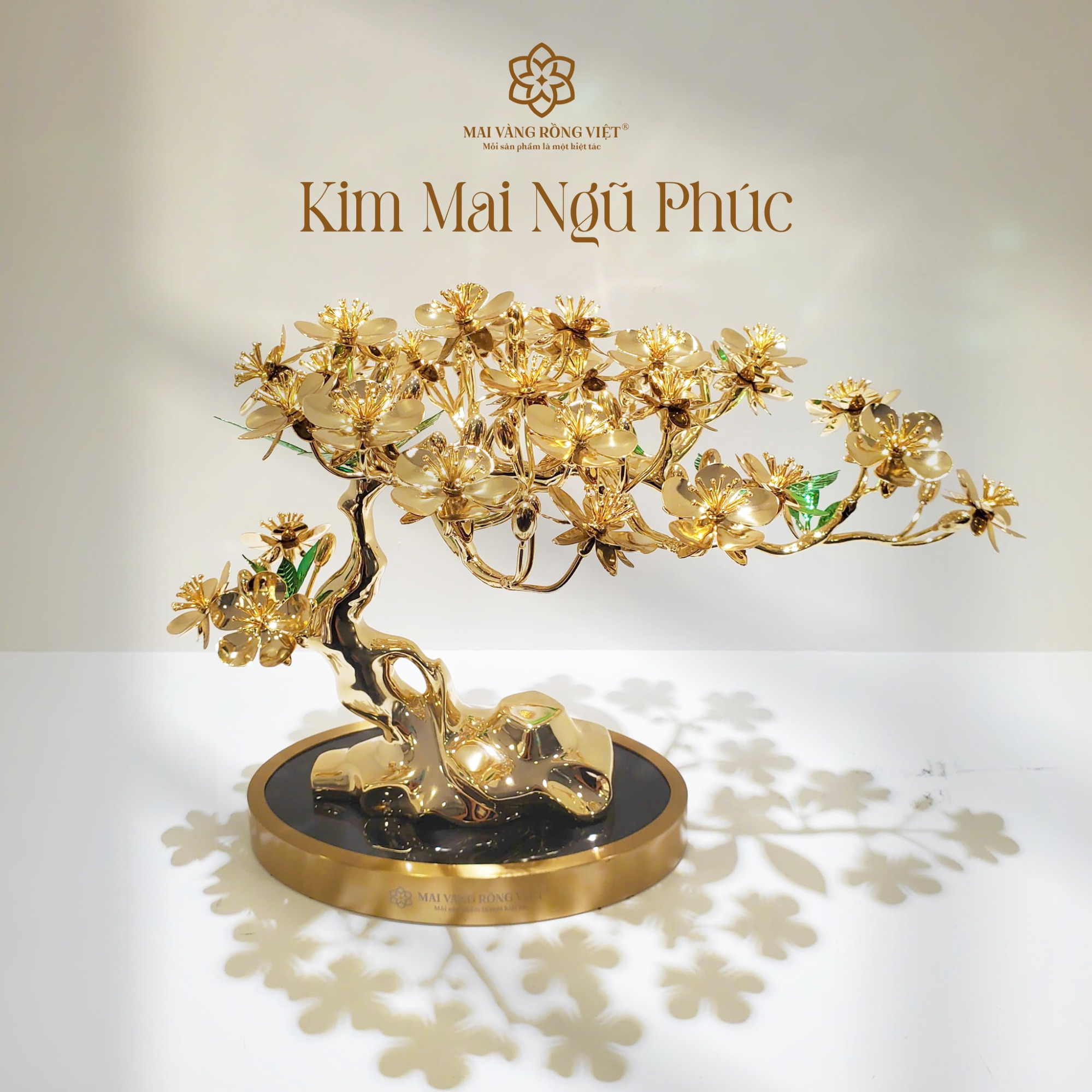 Cây mai mạ vàng 24k món quà độc lạ và sang trọng