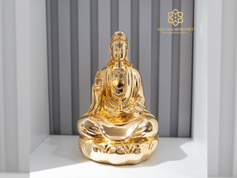 Tượng quan thế âm bồ tát mạ vàng