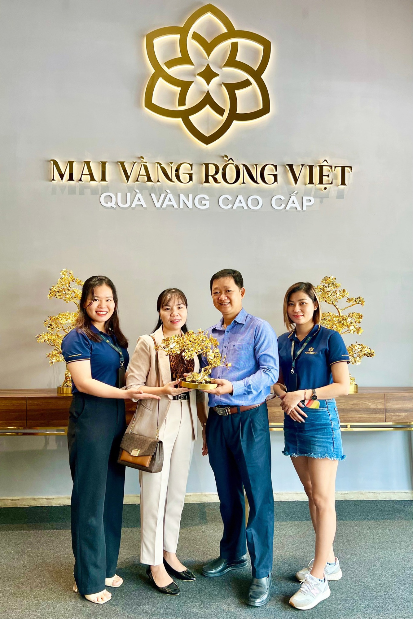 Lưu ý khi chọn lựa quà tết cho người cao tuổi