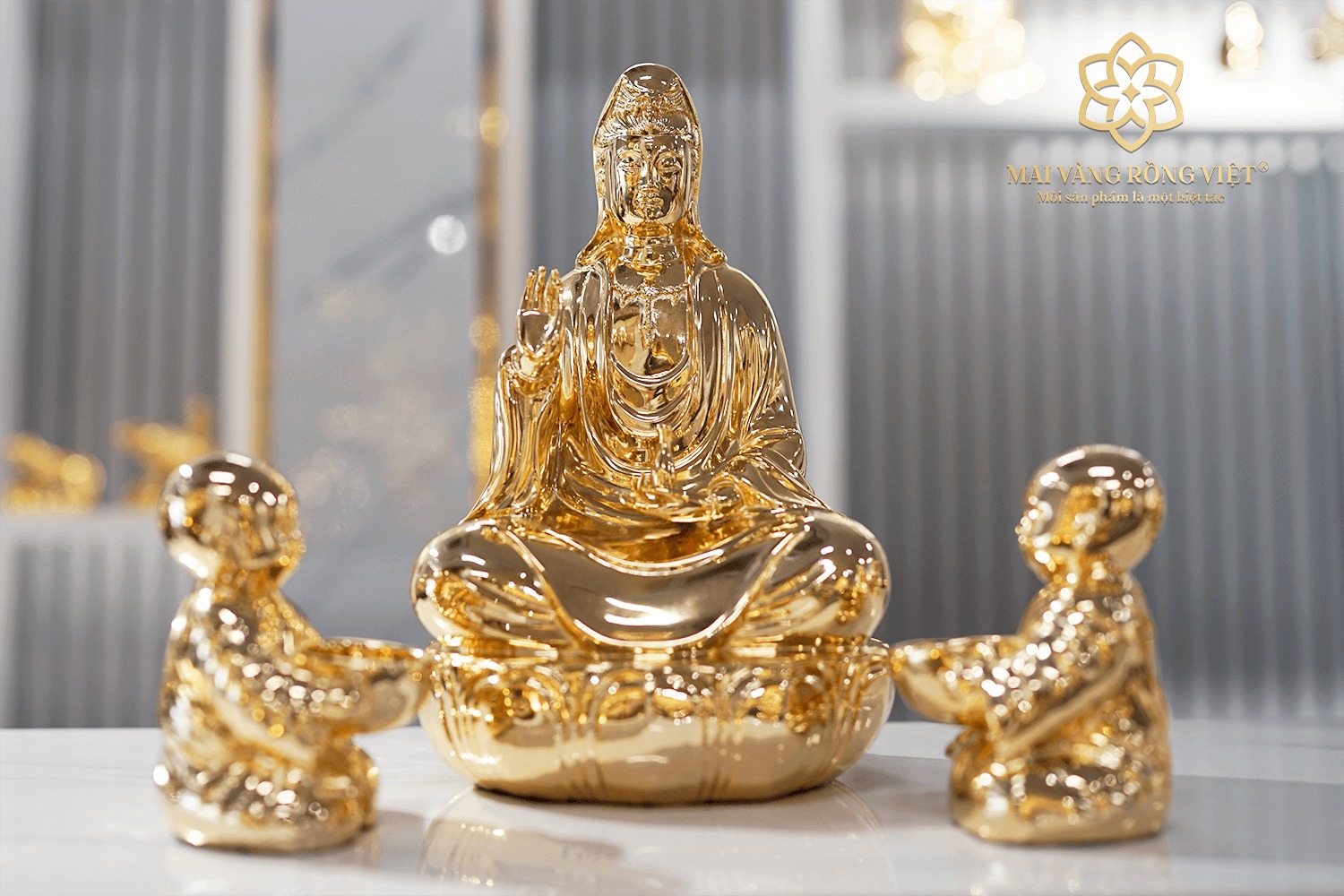 Tượng phật mạ vàng