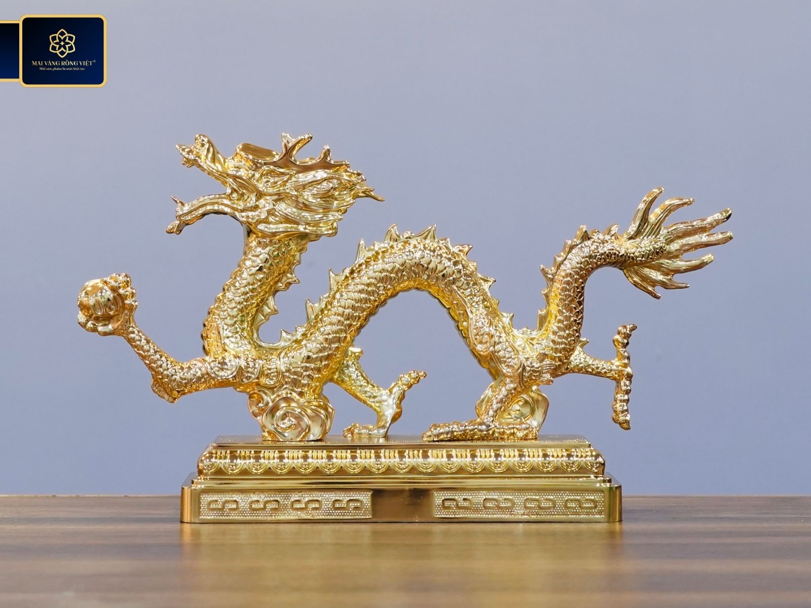 Rồng Thịnh Vượng mạ vàng công nghiệp