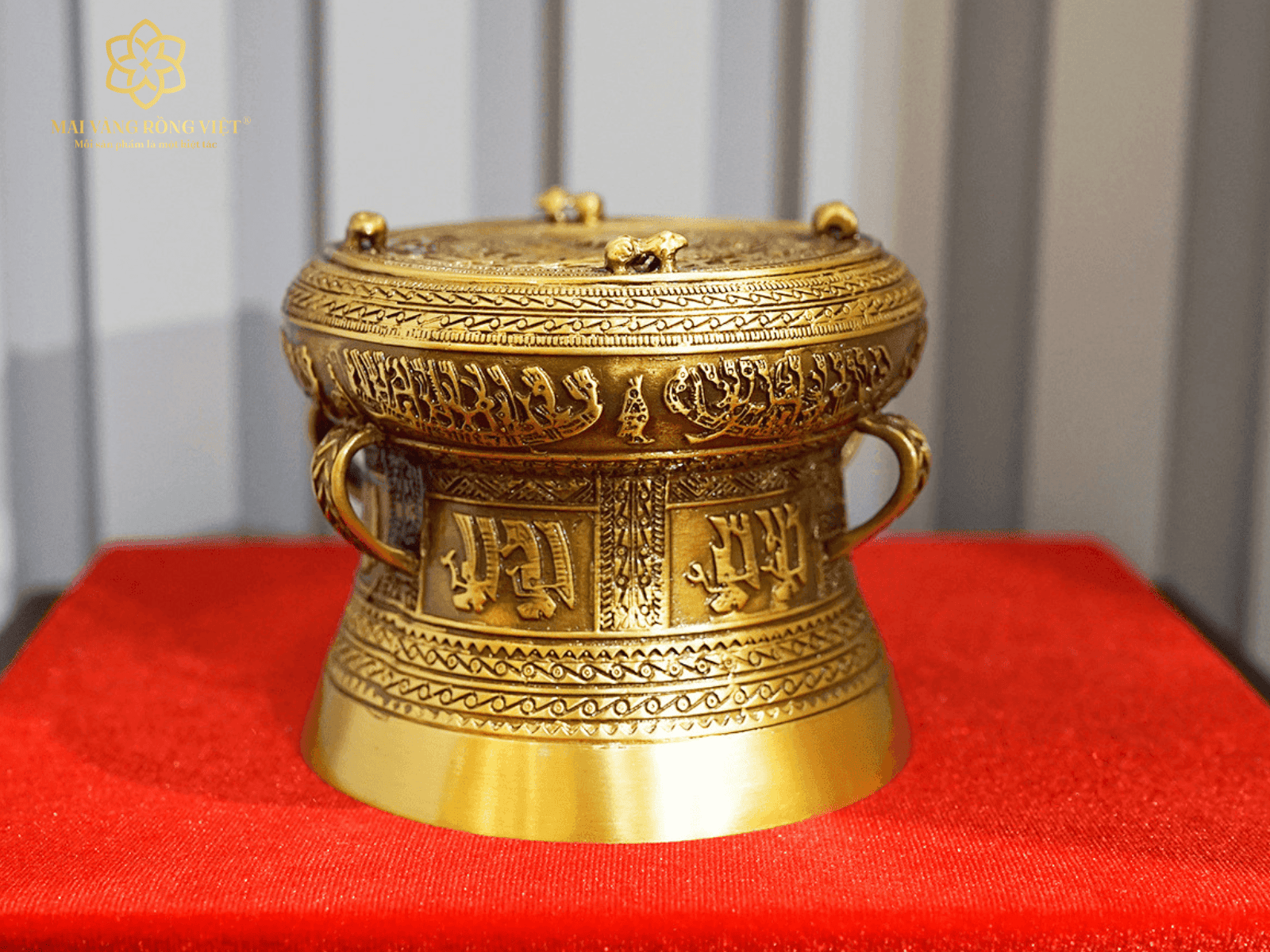 Sản phẩm Trống Đồng mạ cổ điển