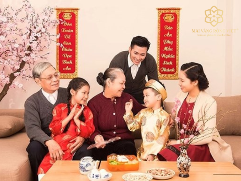 Tặng quà Tết cho bố mẹ, đồng nghĩa với việc chúng ta đang bày tỏ tình cảm và lòng hiểu thảo