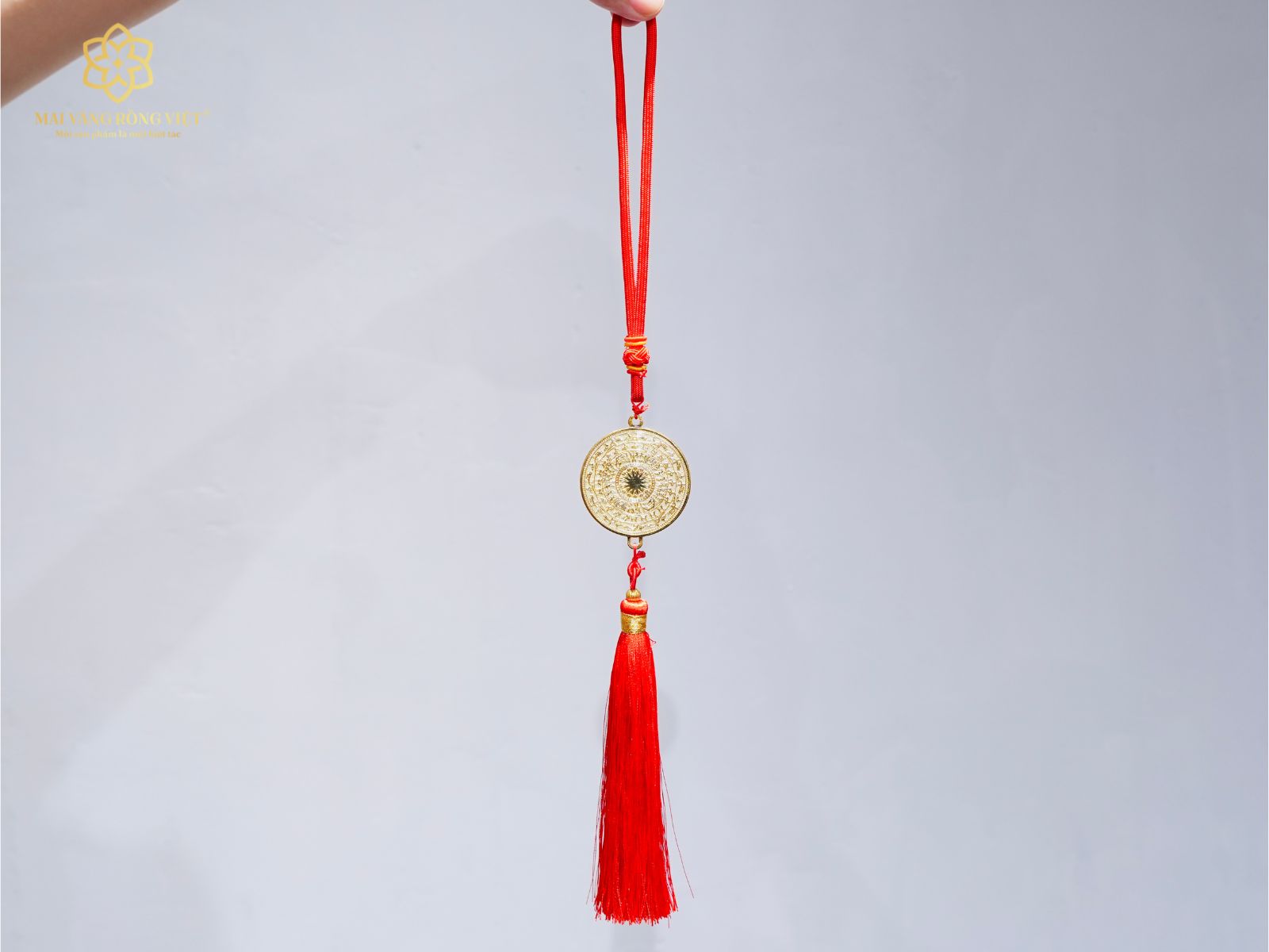 Treo xe trống đồng phiên bản màu đỏ