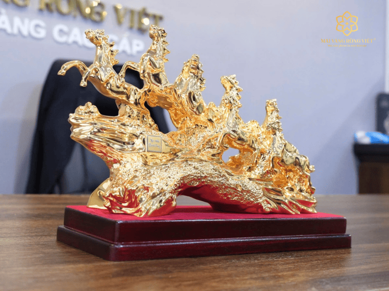 Tượng Bát Mã Truy Phong