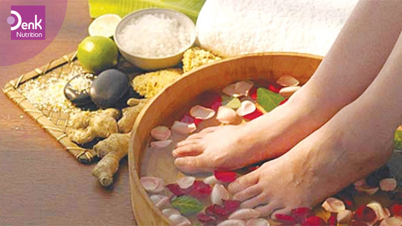 Ngâm chân bằng nước ấm