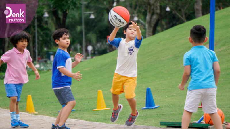 Khuyến khích trẻ vận động ban ngày