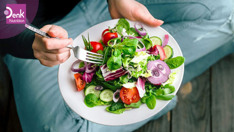 Người ăn chay hoặc có chế độ ăn không đủ canxi