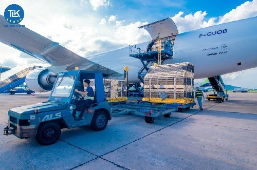 is-it-possible-for-a-foreign-forwarding-enterprise-register-to-issue-a-secondary-air-waybill