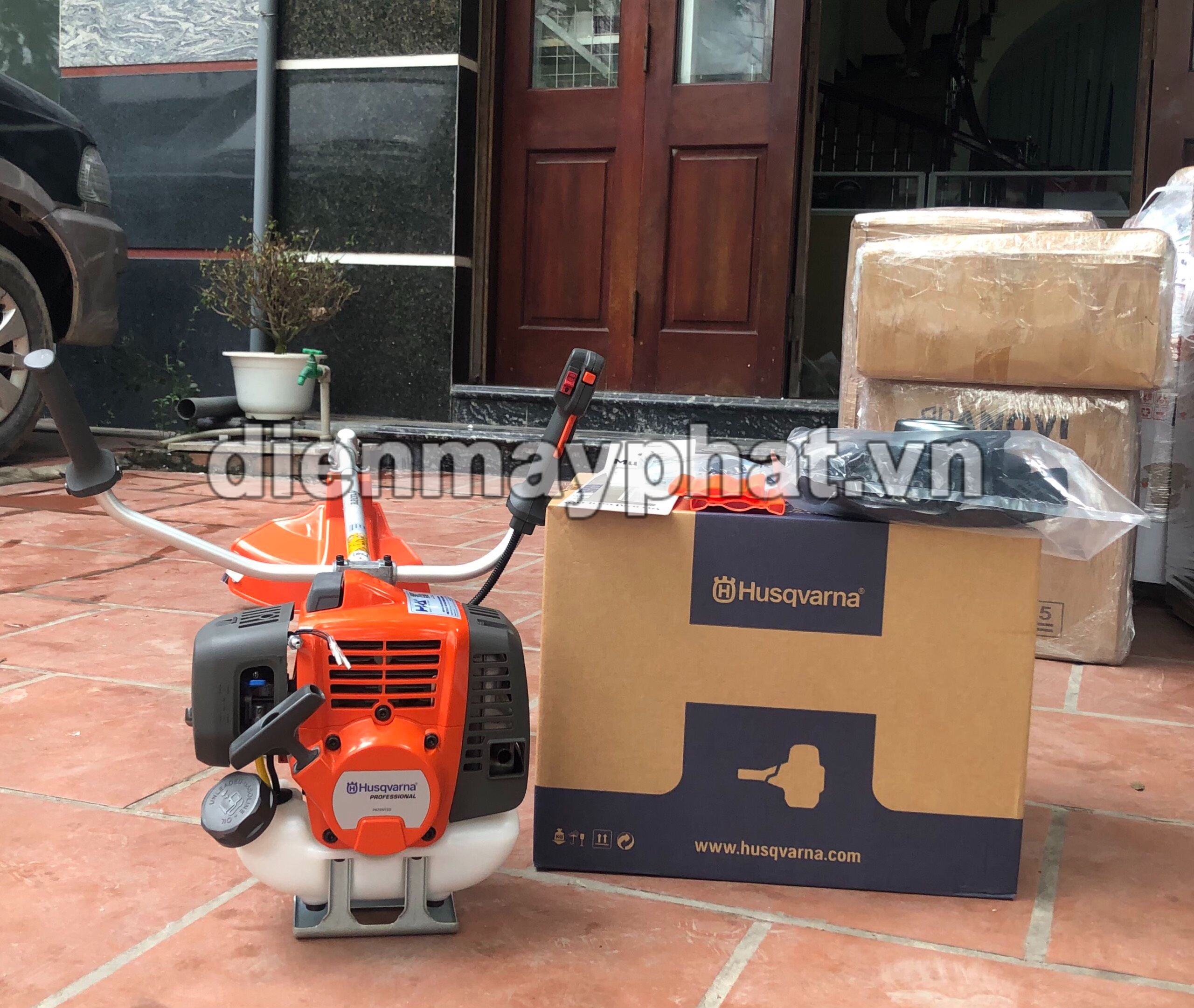 Máy Cắt Cỏ 2 Thì Husqvarna 531RS