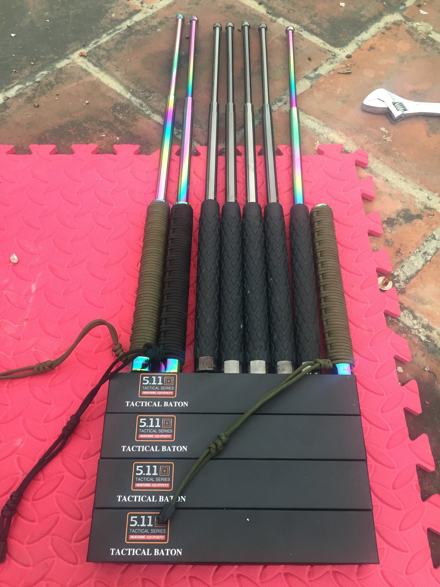 Gậy Baton Phan Hải Sử Dụng