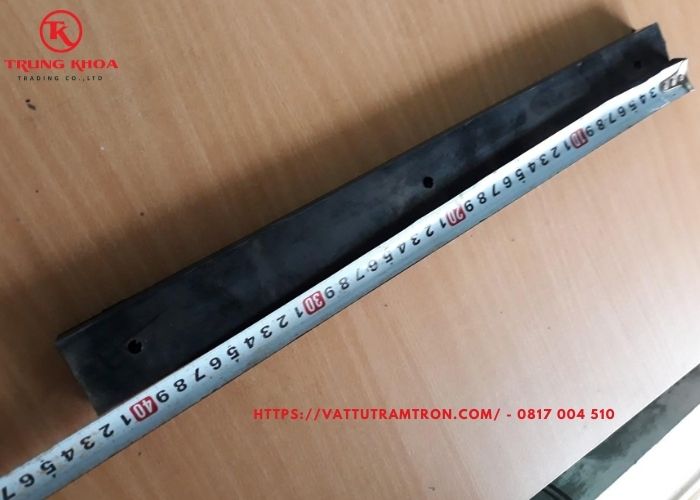 Dải cao su cửa xả trạm trộn 2