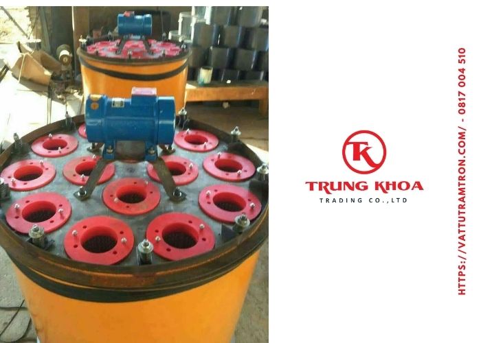 Đầm rung Si lô xi măng 2