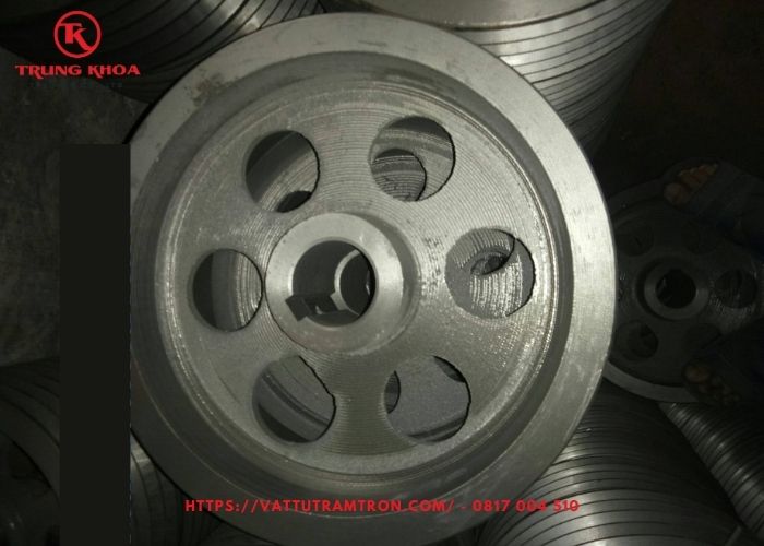 Puly trạm js750 rẵng 5 lỗ trong 58 và 60