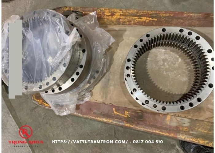 Vành răng hành tinh 2