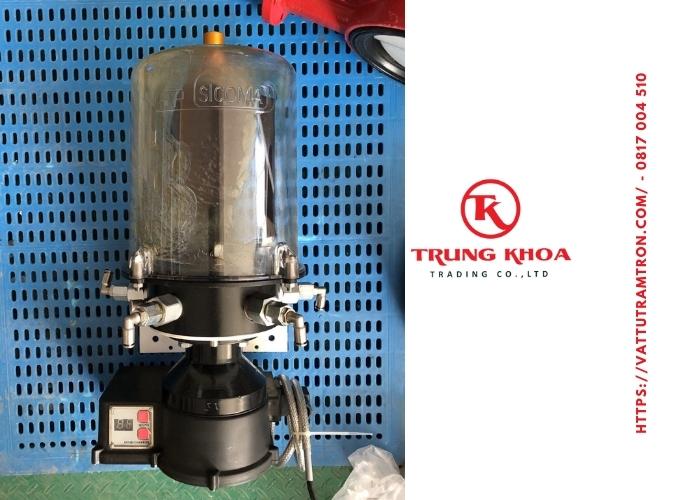 Bơm mỡ tự động 24V- 402 3