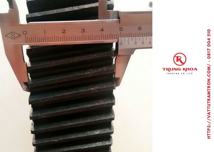 Bánh răng JS500 răng xoắn 95 đường kính trong 85