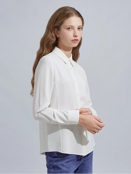 áo sơ mi dáng suông màu trắng