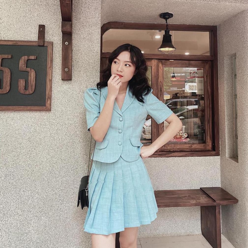 chân váy xòe xếp ly công sở