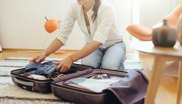 gấp áo len đúng cách