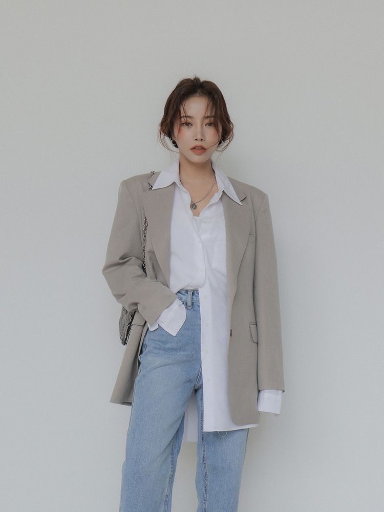 áo sơ mi với blazer