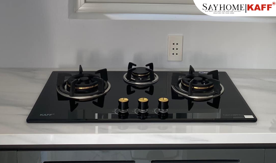 Bếp ga 3 lò KAFF KF-690 tại thành phố Hồ Chí Minh