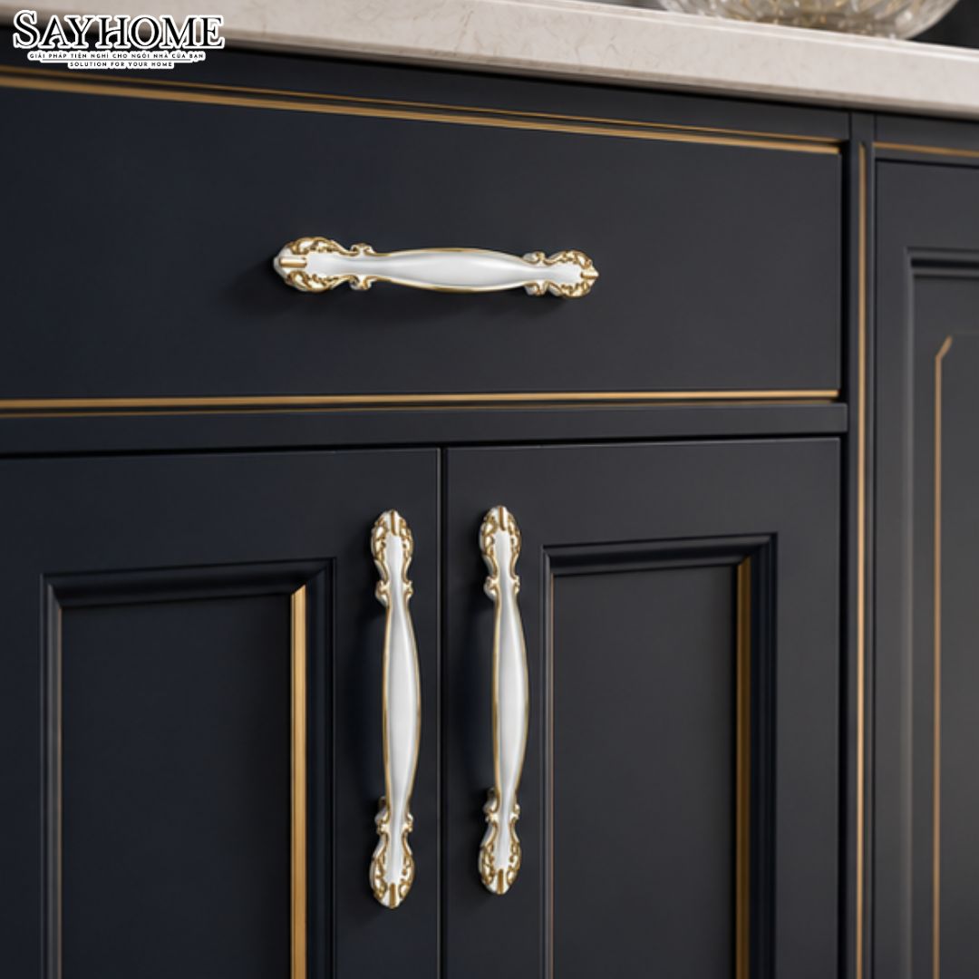 Tay nắm tủ tân cổ điển Vintage màu trắng ngọc viền vàng SH9393 tại thành phố Hồ Chí Minh