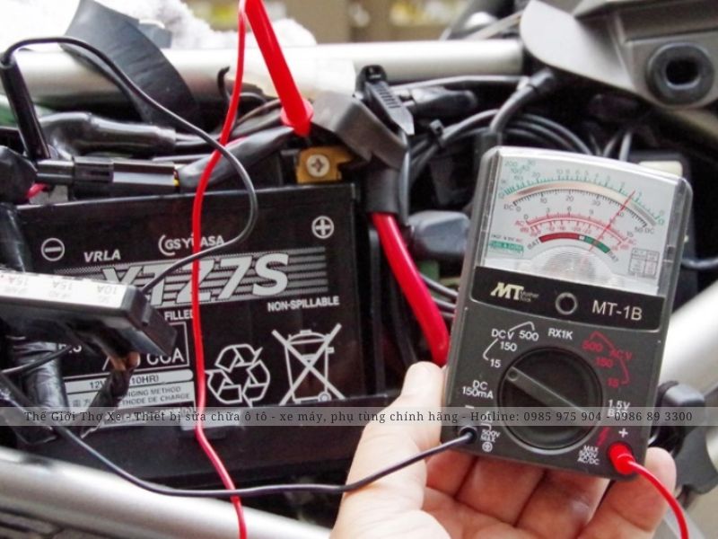 Cần tính toán thời gian hợp lý khi nạp điện bình ắc quy