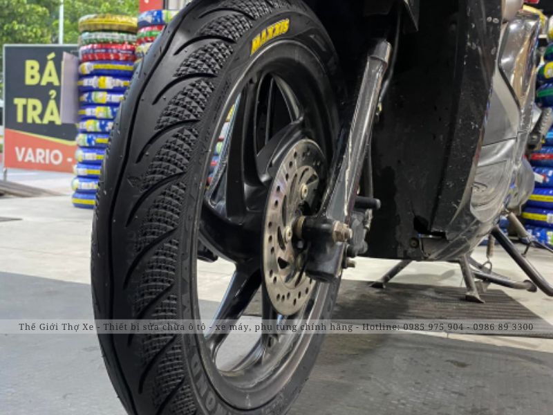 Vỏ Maxxis cho xe Vision